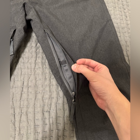 Turbine Men’s Small Gray Insulated Snow Pants - Picture 5 of 8